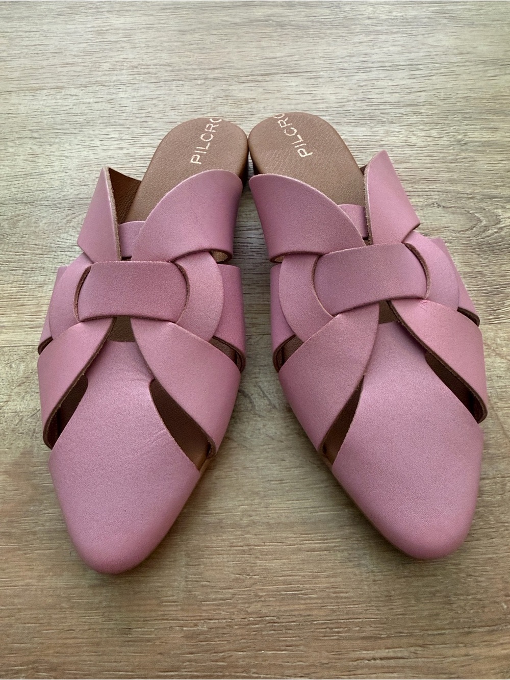 Pilcro Rose Pink Twisted Leather Slides